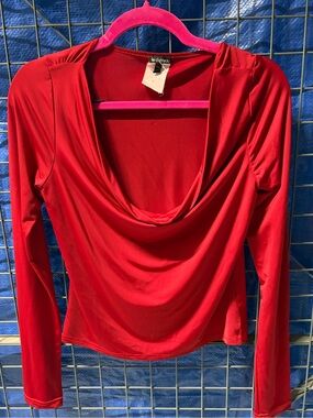 le chateau cowl neck top
